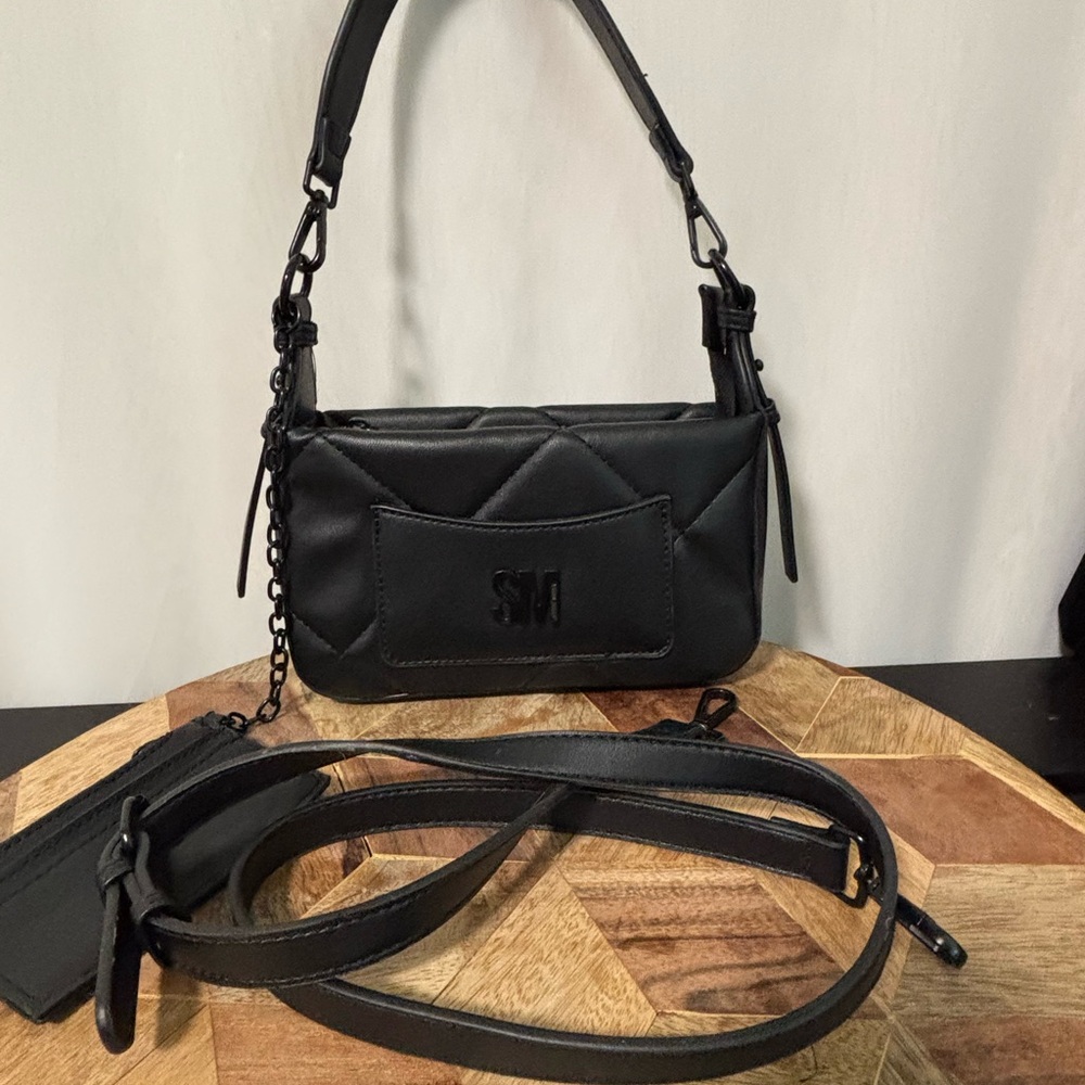 Steve Madden Quilted Black Crossbody Bag with Coin Pouch - Picture 9 of 13